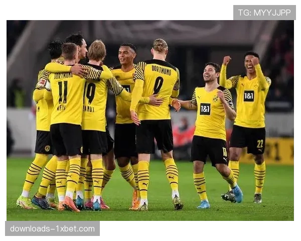 实时：多特蒙德主场0-2落后莱比锡，争四形势急转直下